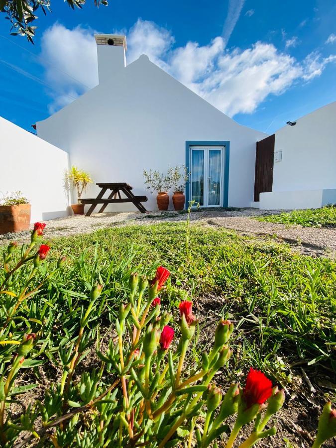 A Quinta Da Estrelinha Guest House Quinta de Cavaleiros Ngoại thất bức ảnh
