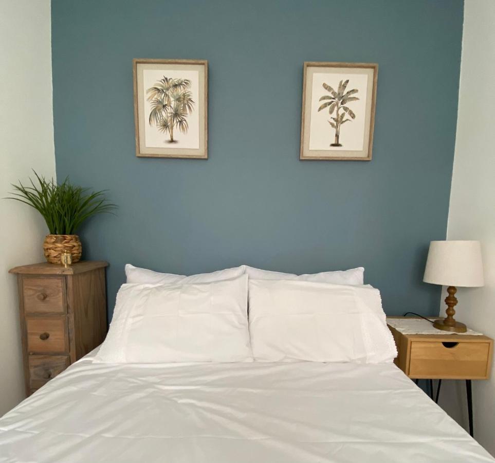 A Quinta Da Estrelinha Guest House Quinta de Cavaleiros Ngoại thất bức ảnh