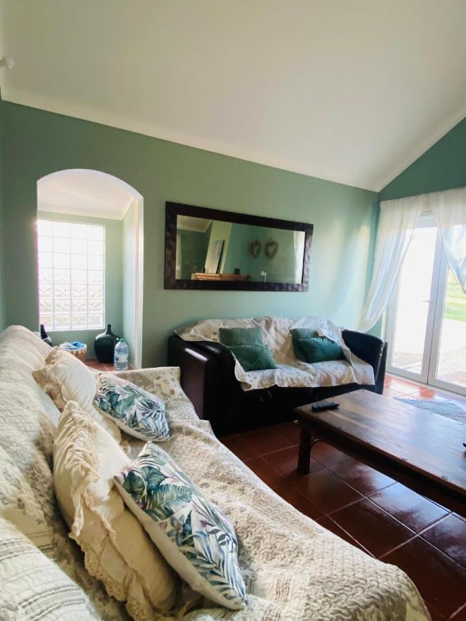 A Quinta Da Estrelinha Guest House Quinta de Cavaleiros Ngoại thất bức ảnh