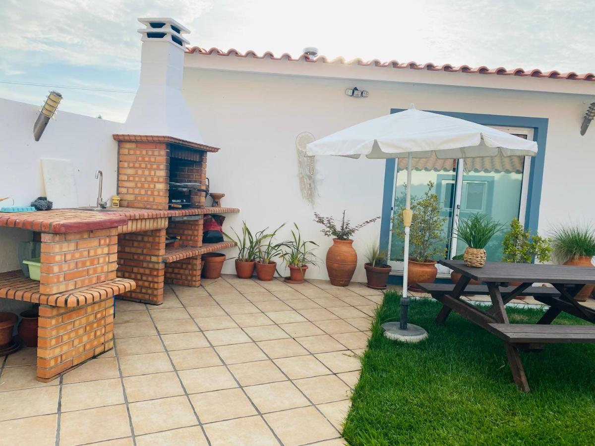 A Quinta Da Estrelinha Guest House Quinta de Cavaleiros Ngoại thất bức ảnh